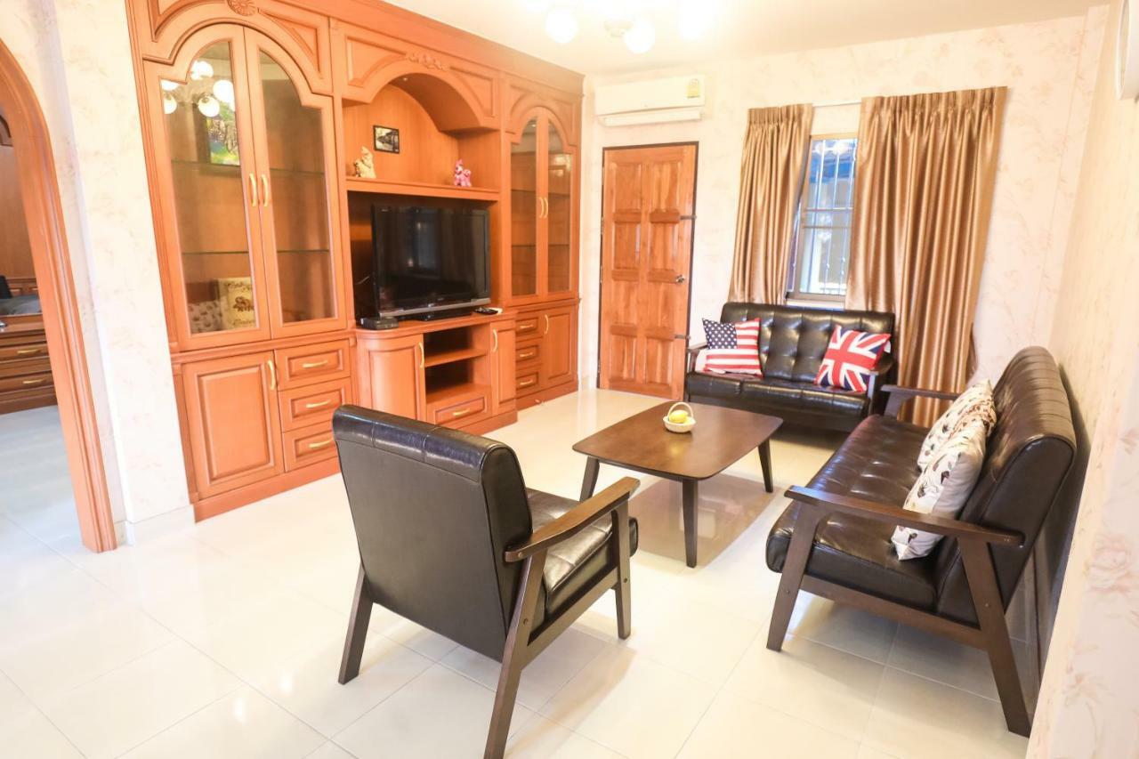 Marin House Pattaya Lejlighed Eksteriør billede